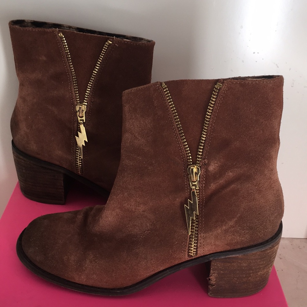 Betsey Johnson Mandda Boots